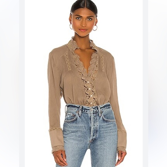 Free People Clemence taupe lace trim long sleeve button down boho shirt  Medium - Picture 2 of 9